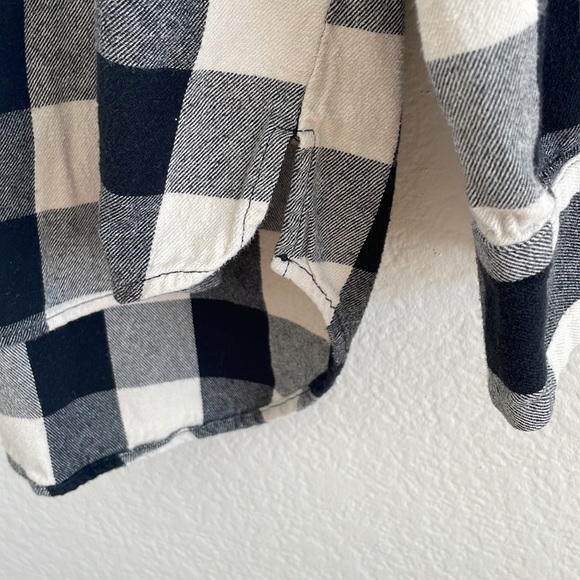 Madewell Flannel - Picture 3 of 4